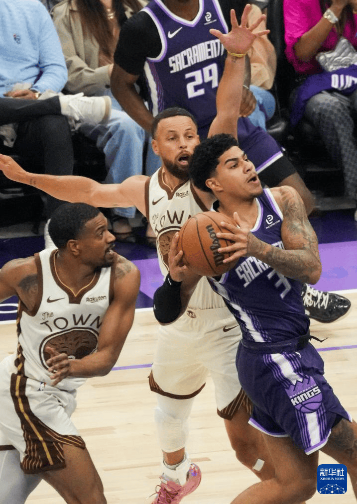 NBA常规赛：国王胜勇士